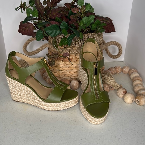 Michael Kors Berkley Zipper Espadrille Platform Wedge Sandals Sz 8 - Picture 5 of 11